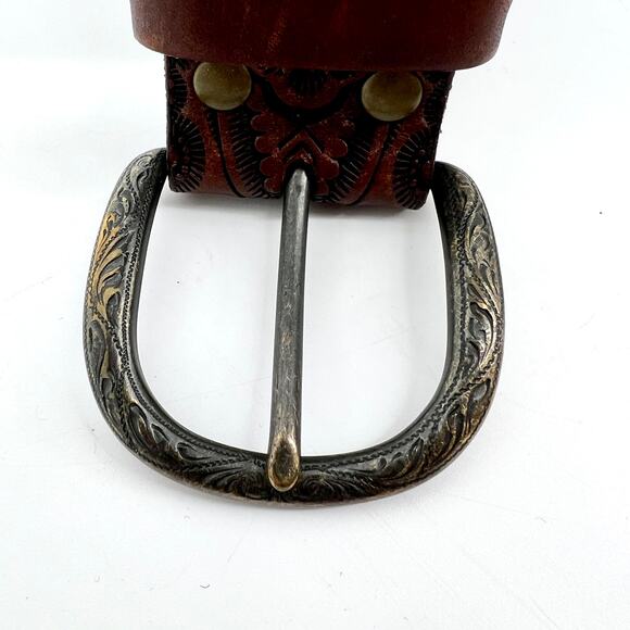 Vintage Fossil Tooled Leather Studded Brown Belt Size M/L - Picture 2 of 8